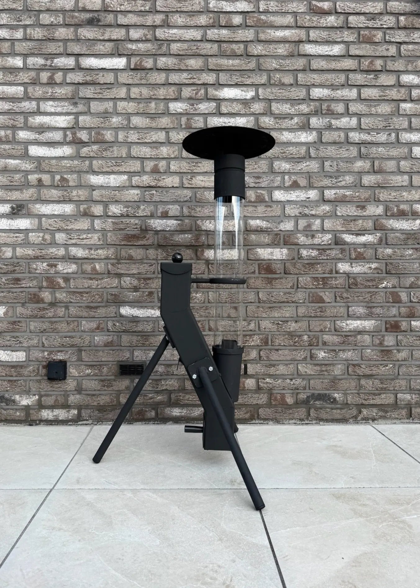 pilleovn til altan med stemningsfuldt flammebillede – Flamesa Magnus Compact